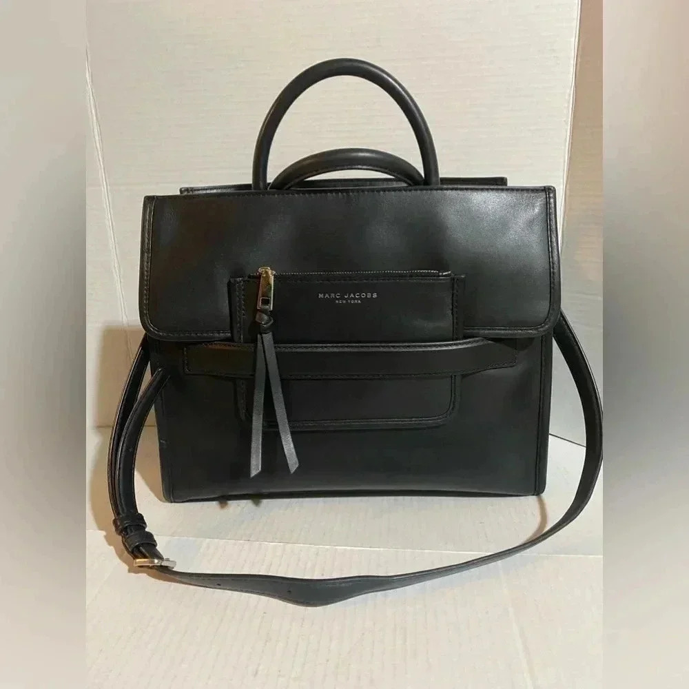 Marc Jacobs black leather satchel handbag